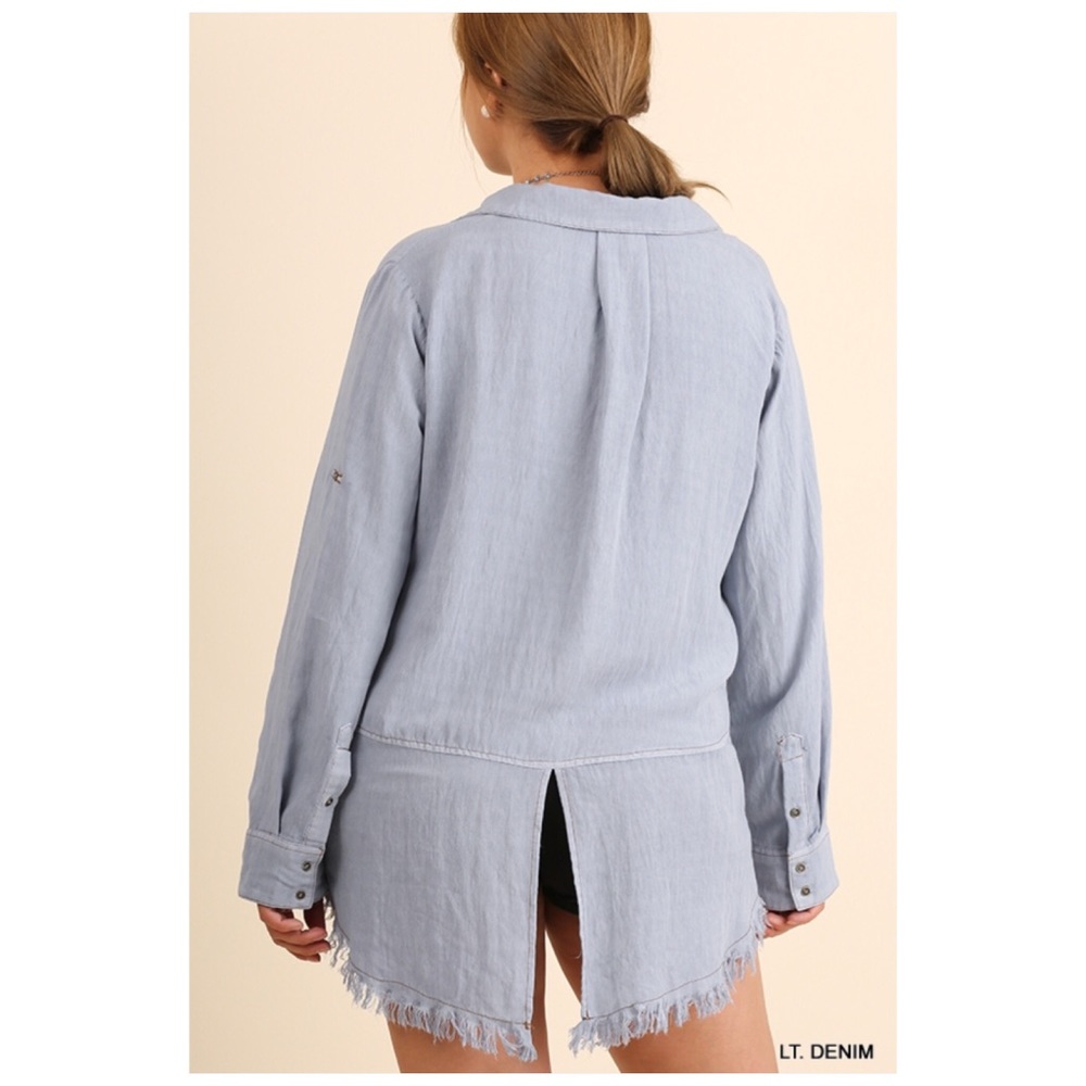 Chambray Frayed Light Denim Button Down Blouse XL - Picture 6 of 7
